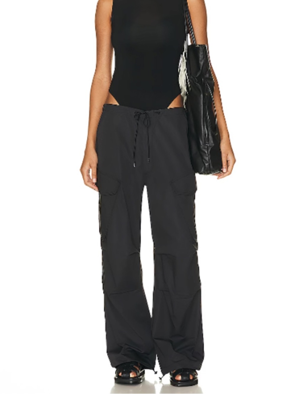Rewash Black Wide-Leg Cargo Pants - Utility Drawstring Style medium